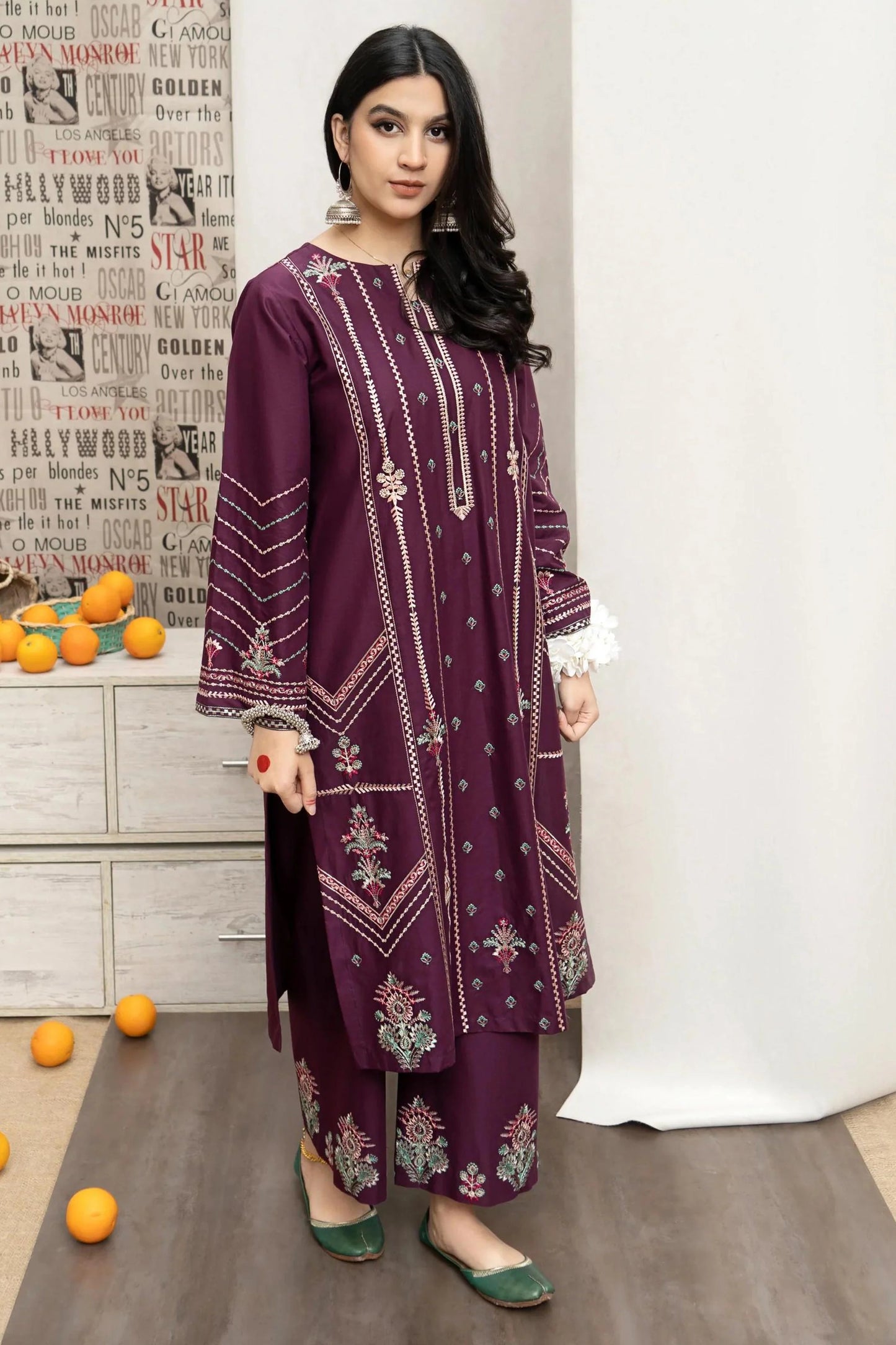 URGE - 3 PIECE EMBROIDRED DHANAK SUIT SV-1050