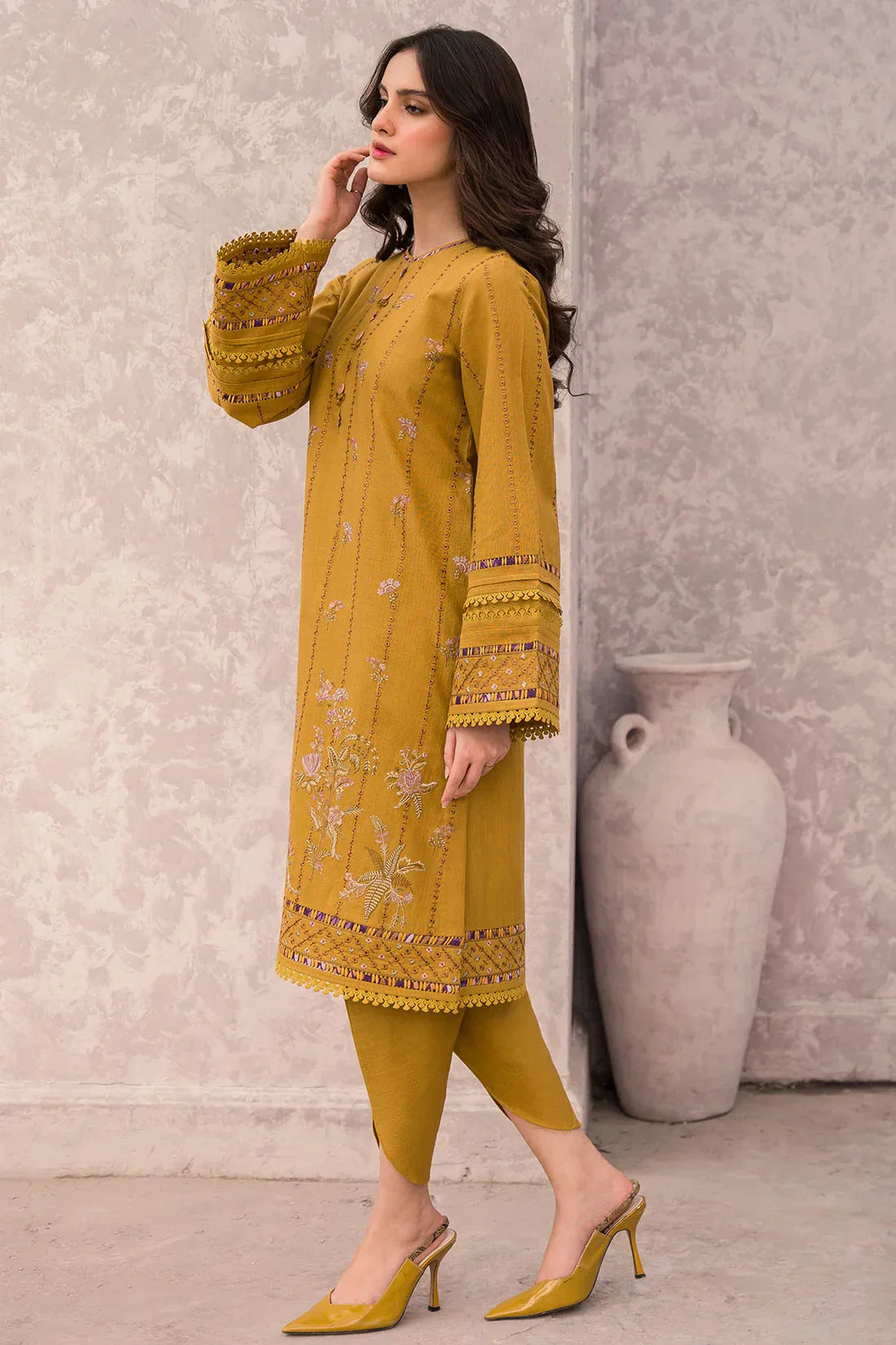 JAZMIN - 3 PIECE EMBROIDRED DHANAK SUIT  SV-1036